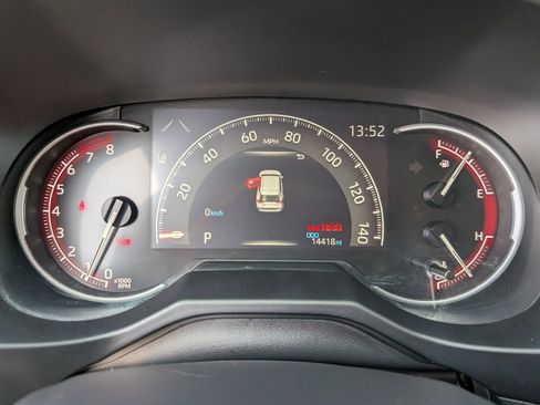 Used 2025 Toyota RAV4 LE image 19