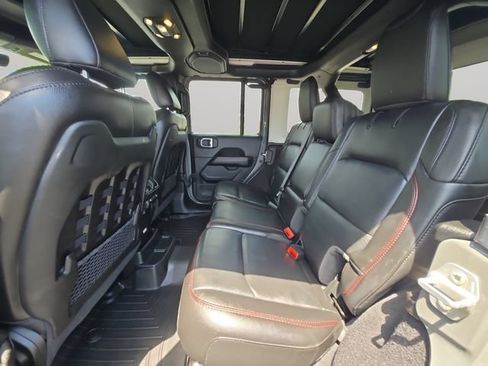 Used 2021 Jeep Wrangler Unlimited Rubicon AWD/4WD image 12