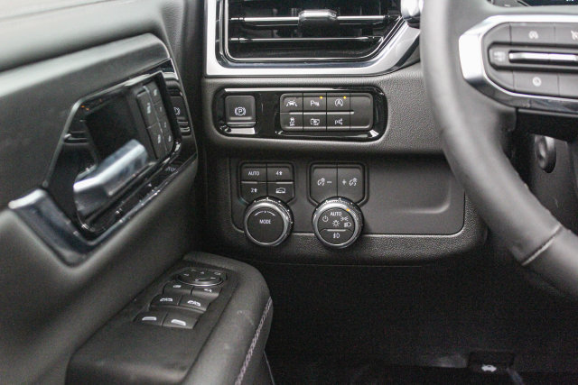 Certified 2026 GMC Yukon Denali w/ Sun & Power Step Package AWD/4WD image 23