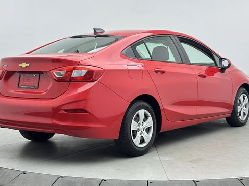 Used 2017 Chevrolet Cruze LS FWD image 7