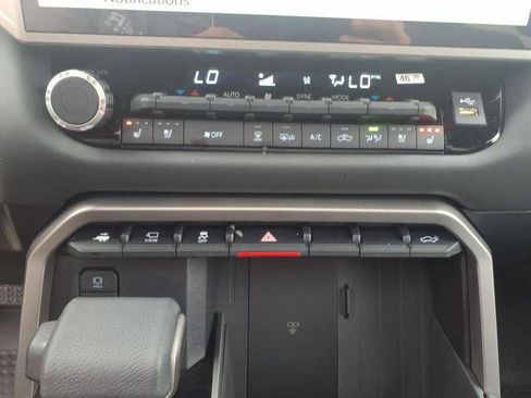 Certified 2026 Toyota Tundra Platinum AWD/4WD image 11
