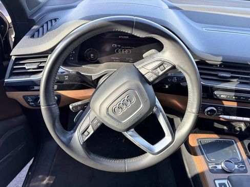 Used 2017 Audi Q7 3.0T Prestige w/ Prestige Package image 9