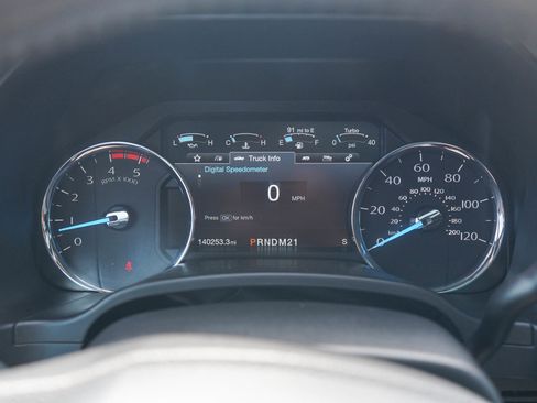Used 2018 Ford F250 Lariat w/ Lariat Ultimate Package AWD/4WD image 25