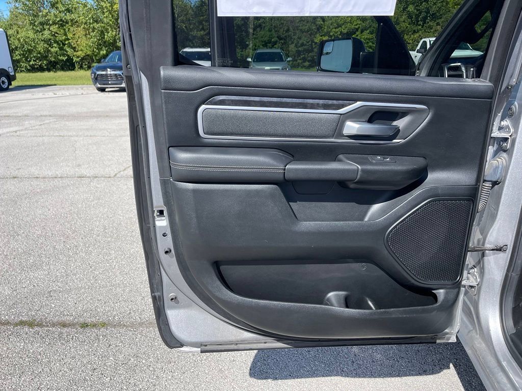 Used 2020 RAM 1500 Big Horn AWD/4WD image 17