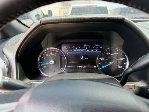 Used 2019 Ford F450 Platinum w/ Platinum Ultimate Package AWD/4WD image 9
