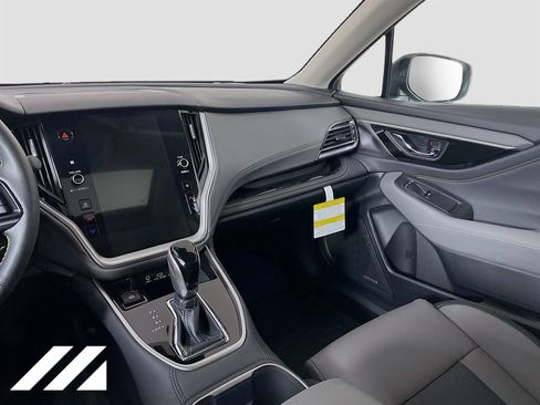 Used 2025 Subaru Outback Onyx Edition AWD/4WD image 27