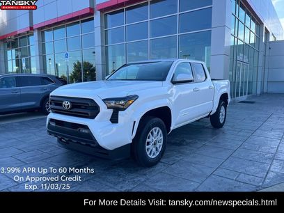 New 2025 Toyota Tacoma SR5