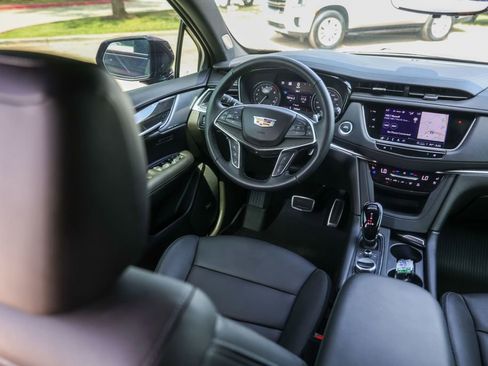 Certified 2024 Cadillac XT5 Sportv w/ Technology Package AWD/4WD image 28