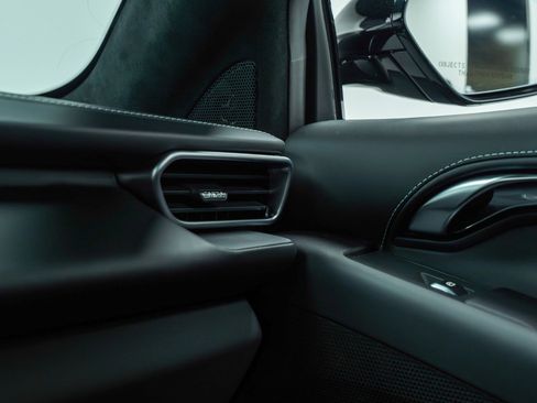 New 2025 Lotus Emira image 30