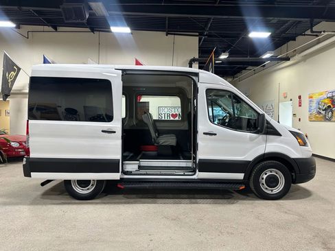 Used 2020 Ford Transit 150 Medium Roof image 15