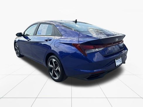 Used 2023 Hyundai Elantra SEL w/ Convenience Package image 6