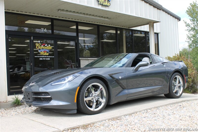 Used 2014 Chevrolet Corvette Stingray Coupe w/ 3LT Preferred Equipment Group RWD image 2