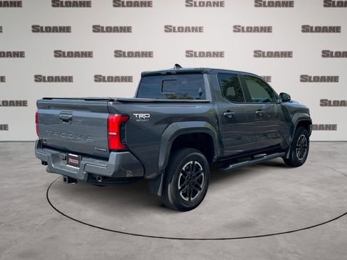 Used 2024 Toyota Tacoma TRD Sport AWD/4WD image 5