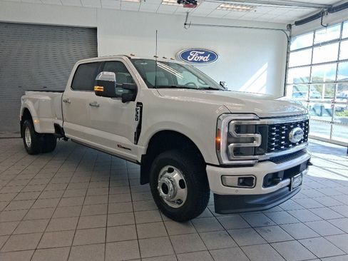 New 2026 Ford F350 Platinum w/ Platinum Plus Package AWD/4WD image 1