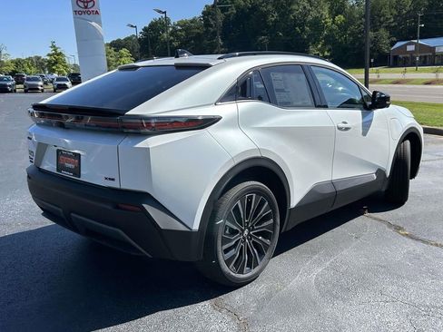 New 2026 Toyota C-HR AWD/4WD image 3