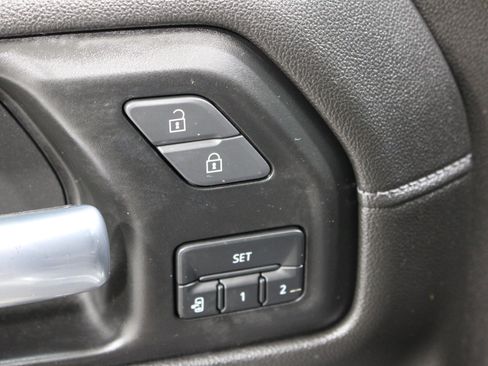 Used 2021 GMC Sierra 1500 Denali w/ Denali Ultimate Package AWD/4WD image 8