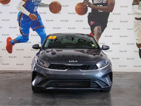 Used 2023 Kia Forte LXS w/ LXS Technology Package FWD image 19