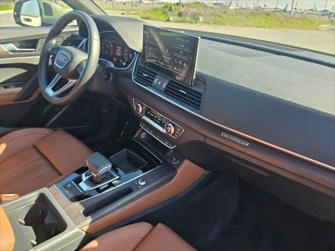 Used 2024 Audi Q5 2.0T Premium Plus image 12