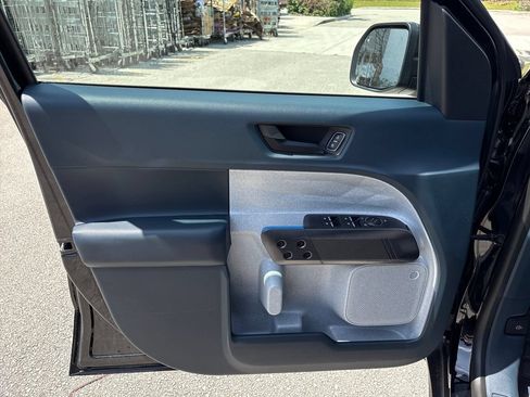 New 2026 Ford Maverick XLT FWD image 15