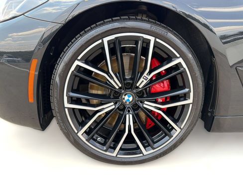 Used 2022 BMW 540i w/ M Sport Package RWD image 10