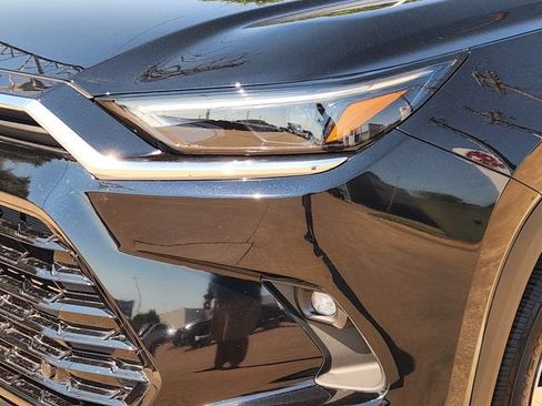 Used 2026 Toyota Grand Highlander AWD image 6