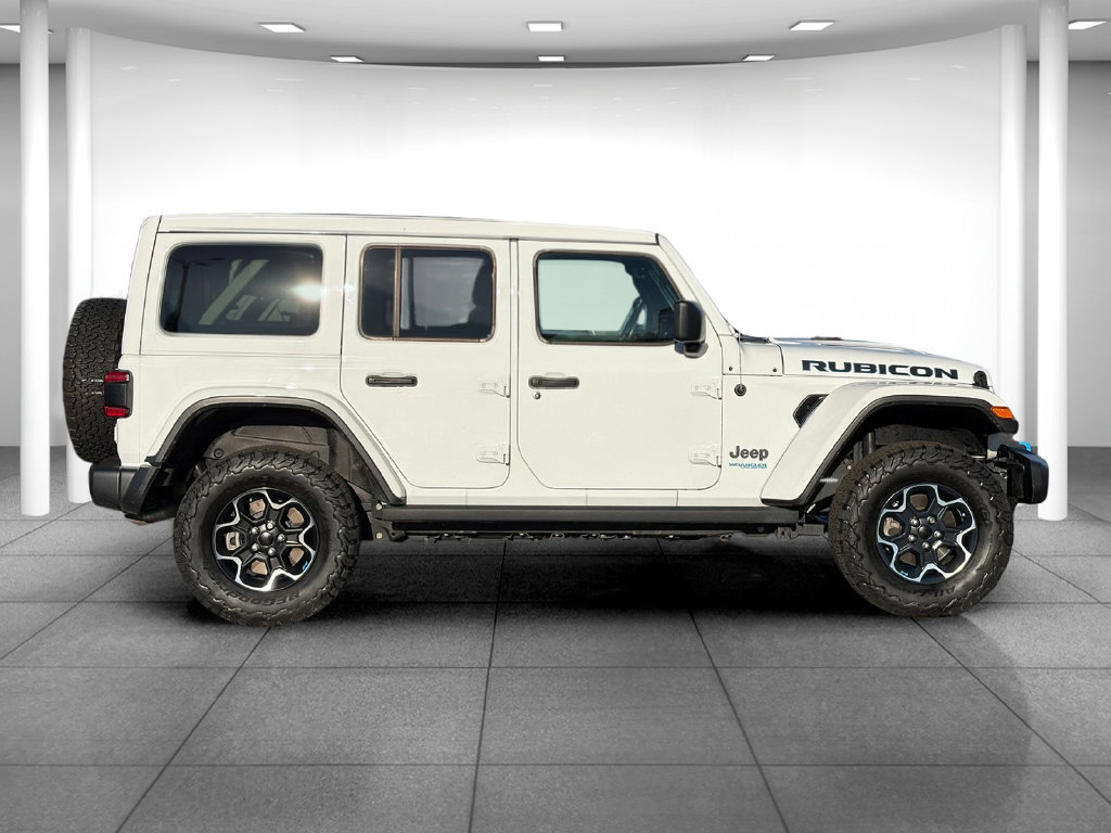 Used 2022 Jeep Wrangler Unlimited Rubicon 4xe w/ Cold Weather Group AWD/4WD image 8