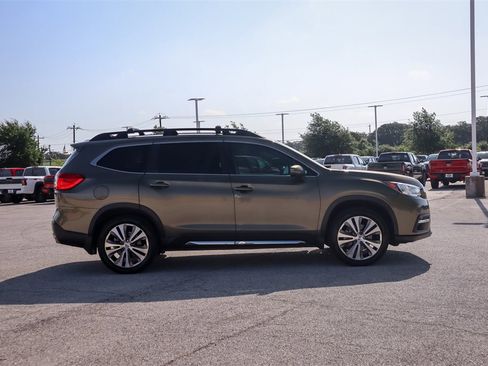 Used 2022 Subaru Ascent Limited w/ Popular Package #2A image 4
