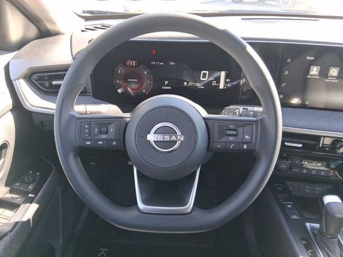 New 2026 Nissan Kicks SV w/ Cold Weather Package AWD/4WD image 9