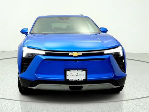 Used 2024 Chevrolet Blazer EV LT AWD/4WD image 2