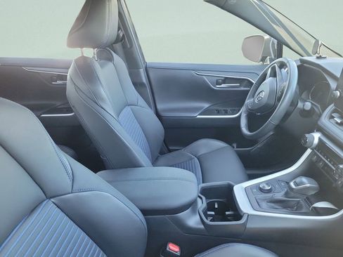 Used 2023 Toyota RAV4 XSE image 5