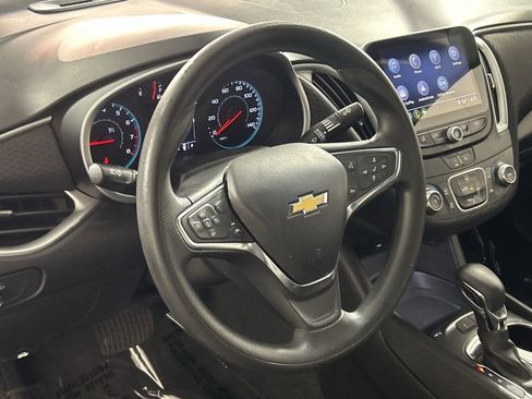 Used 2024 Chevrolet Malibu LS image 13