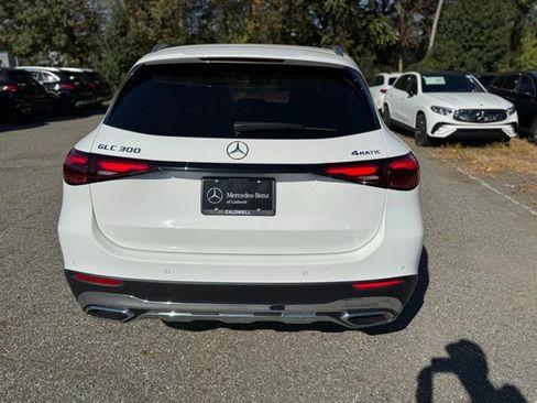 Used 2026 Mercedes-Benz GLC 300 4MATIC image 4