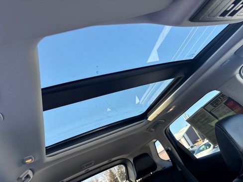 Used 2023 Nissan Rogue SL image 23