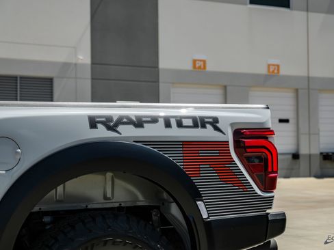 Used 2026 Ford F150 Raptor w/ Equipment Group 803A Raptor R AWD/4WD image 33