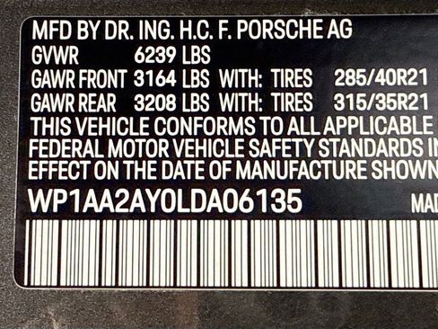 Used 2020 Porsche Cayenne image 31