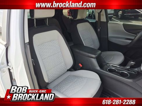 Used 2020 Chevrolet Equinox LS FWD image 15
