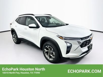 Used 2025 Chevrolet Trax LT