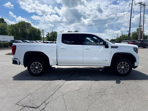 Used 2025 GMC Sierra 1500 AT4 AWD/4WD image 7