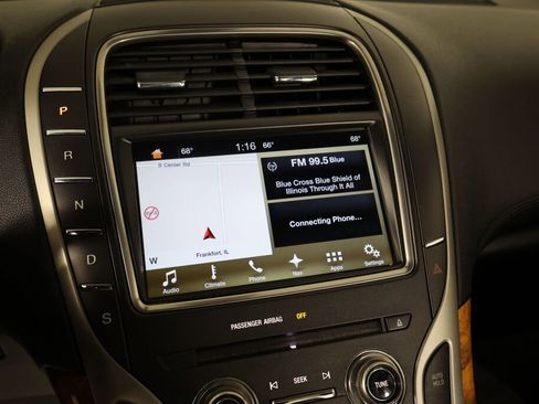 Used 2016 Lincoln MKX Reserve w/ Climate Package image 35