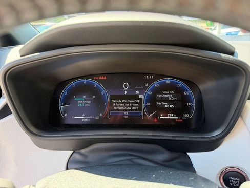Certified 2026 Toyota Corolla SE w/ SE Package FWD image 17
