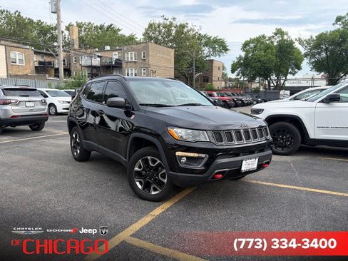 Used 2017 Jeep Compass Trailhawk w/ Leather Interior Group AWD/4WD image 1