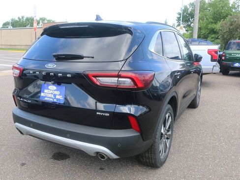 Certified 2024 Ford Escape Platinum AWD/4WD image 4