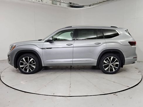New 2026 Volkswagen Atlas SEL Premium R-Line AWD/4WD image 3