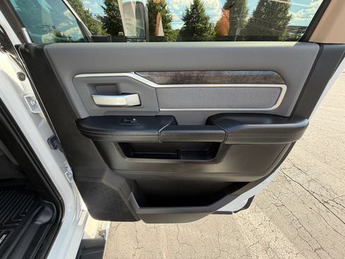 Used 2019 RAM 3500 Big Horn AWD/4WD image 21