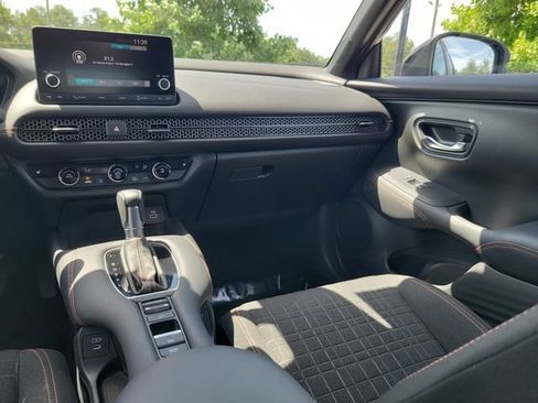 Certified 2024 Honda HR-V Sport image 30