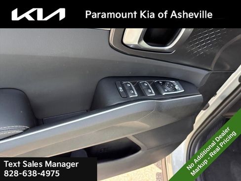 New 2026 Kia Sorento S AWD/4WD image 24