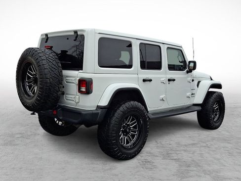 Used 2020 Jeep Wrangler Unlimited Sahara w/ Uconnect 4C Nav & Sound Group image 5
