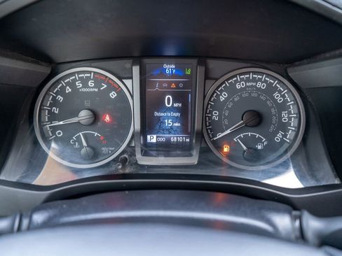 Used 2021 Toyota Tacoma TRD Sport image 22