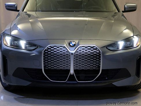 New 2026 BMW i4 xDrive40i image 6