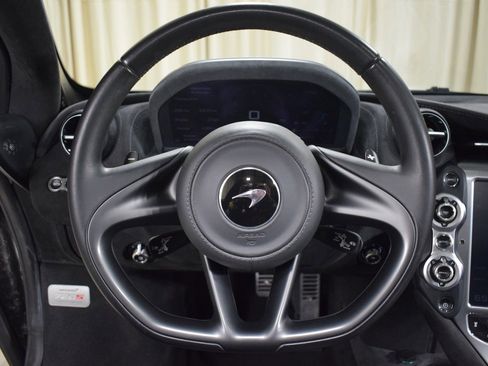 Used 2020 McLaren 720S Performance RWD image 24